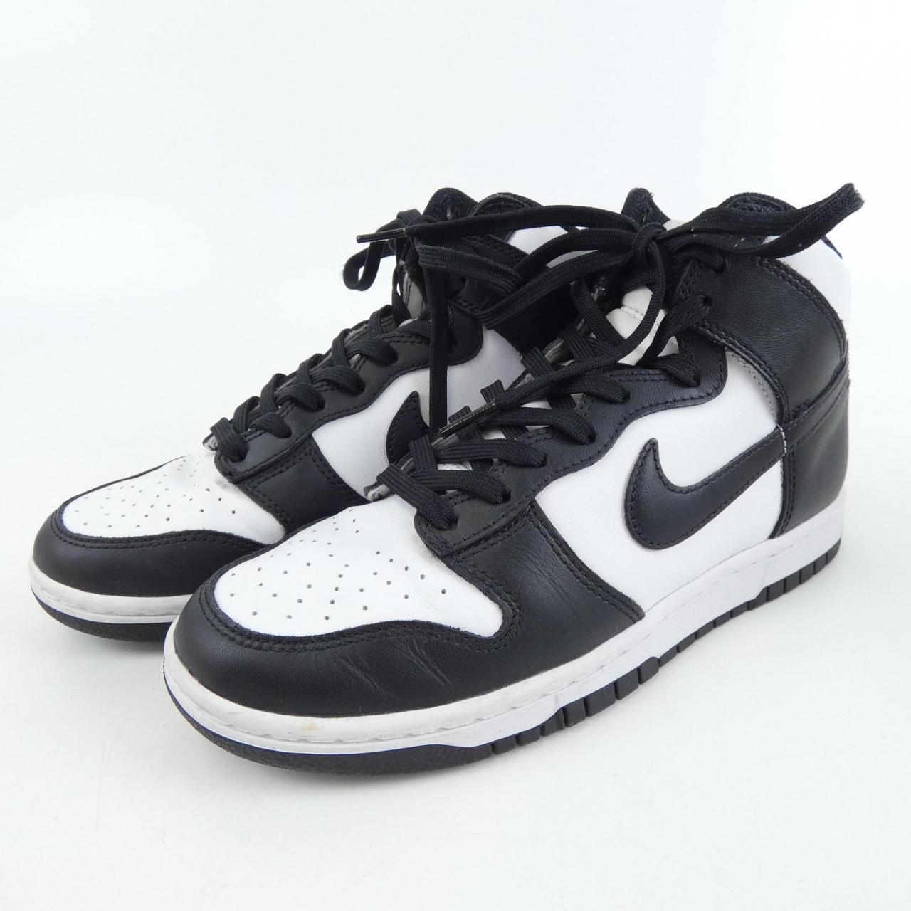 ナイキ NIKE スニーカー