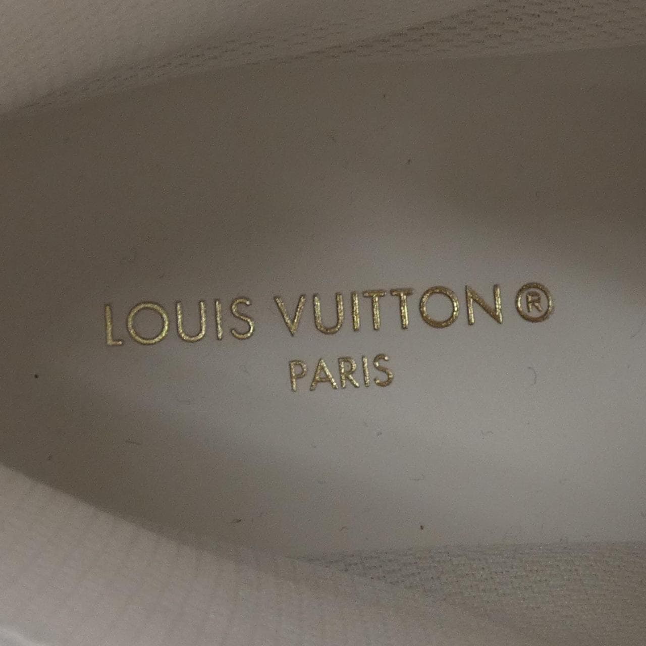 ルイヴィトン LOUIS VUITTON LVサークル LVスクァッドライン スニーカー
