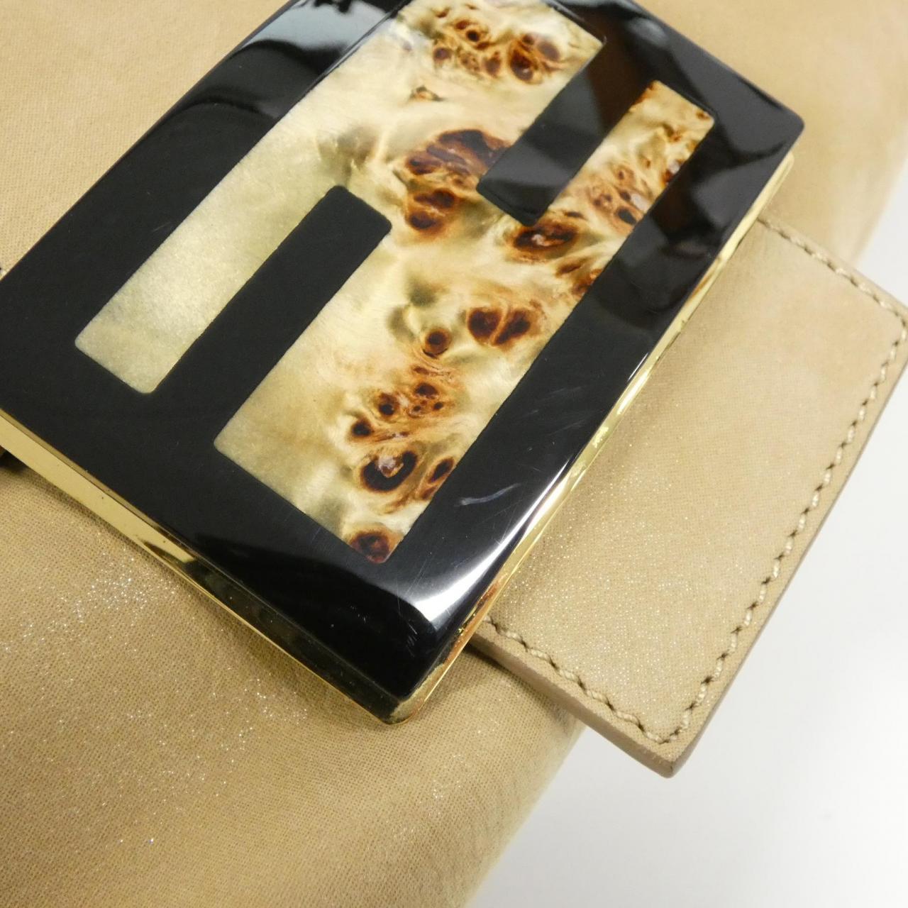 フェンディ ビッグ マンマ 8BR638 FB7 ショルダーバッグ