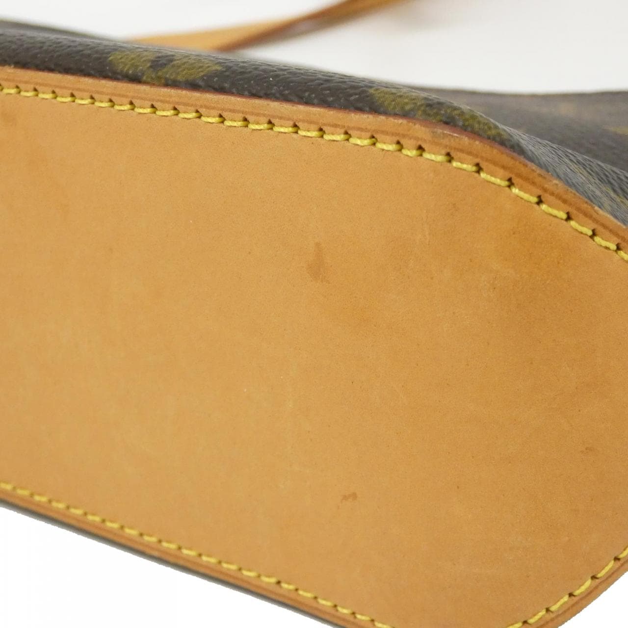 ルイヴィトン モノグラム トロター M51240 ショルダーバッグ