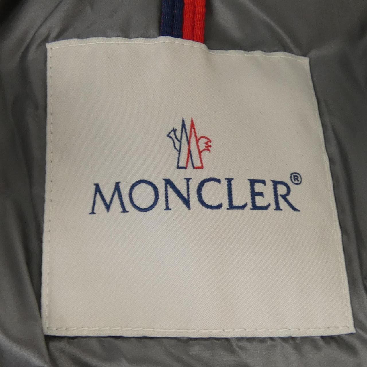 MONCLER蒙克勒羽绒服