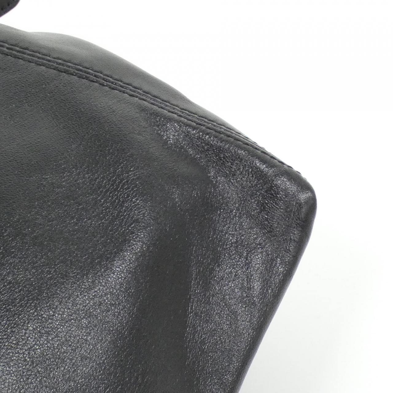LOUIS VUITTON Carryall Vibe MM M25143 单肩包
