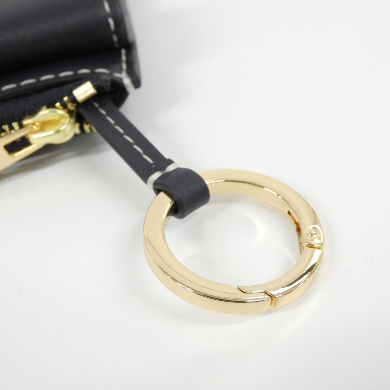 【新品】トリーバーチ T モノグラム ジップ カード ケース 165035 財布