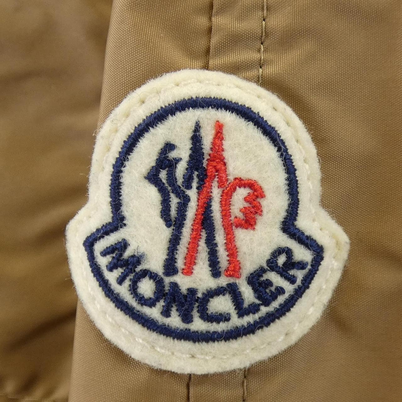 MONCLER HIENGU 外套
