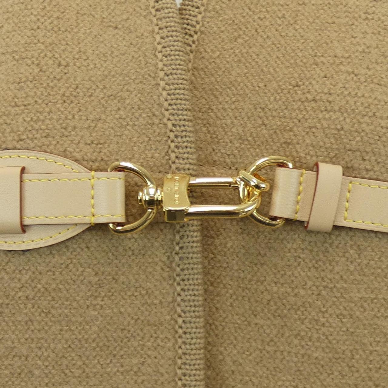 ルイヴィトン LOUIS VUITTON カラビナ クリップ ボクシーコート FTKC36XDJ コート