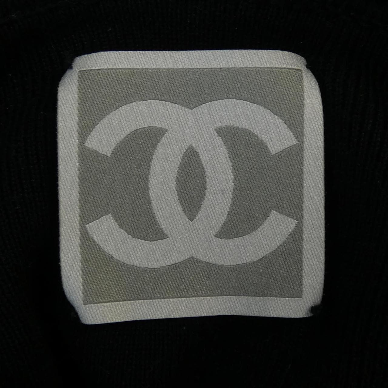 【ヴィンテージ】シャネル CHANEL IDENTIFICATION P23238V01521 04P パーカー