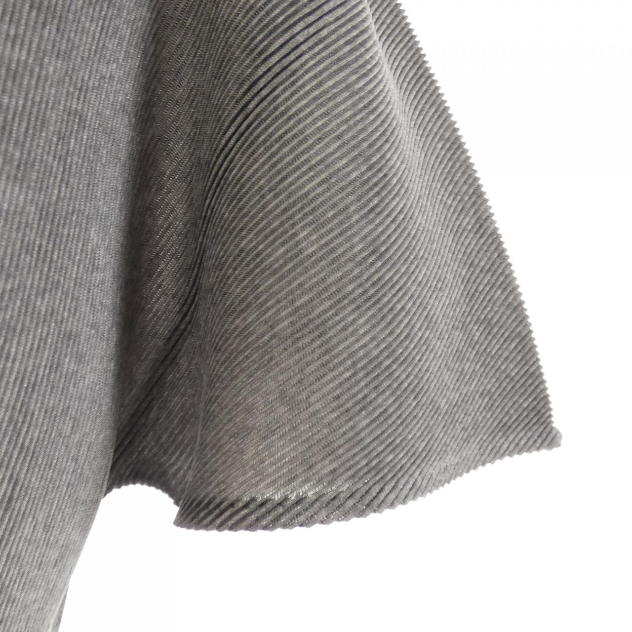 プリーツプリーズ PLEATS PLEASE PP55FK110 トップス
