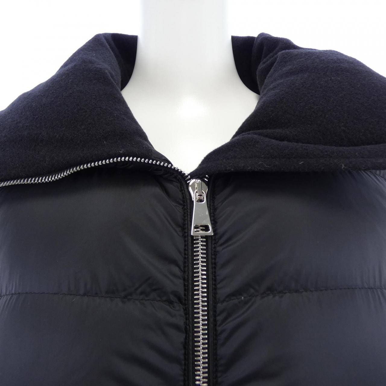 モンクレール MONCLER TORCYN ダウンジャケット
