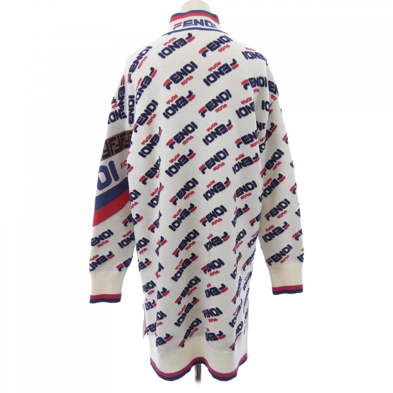 フェンディ FENDI FILA FZY788 A61A ワンピース