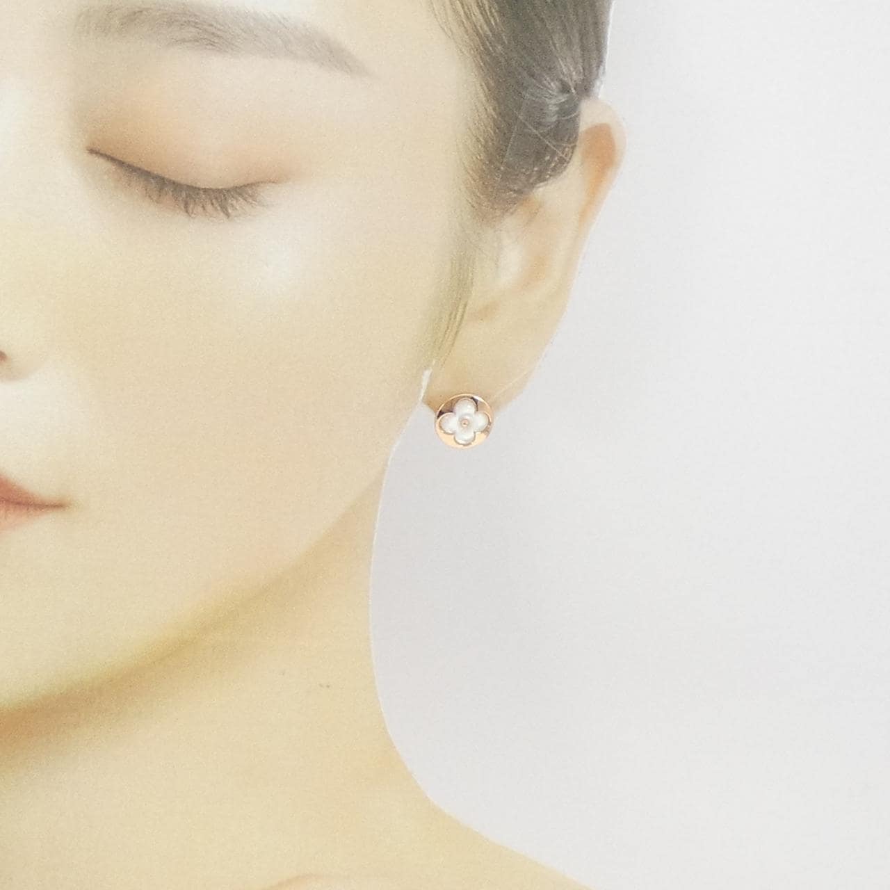 LOUIS VUITTON Puce Sun Blossom Nacle 耳環单耳