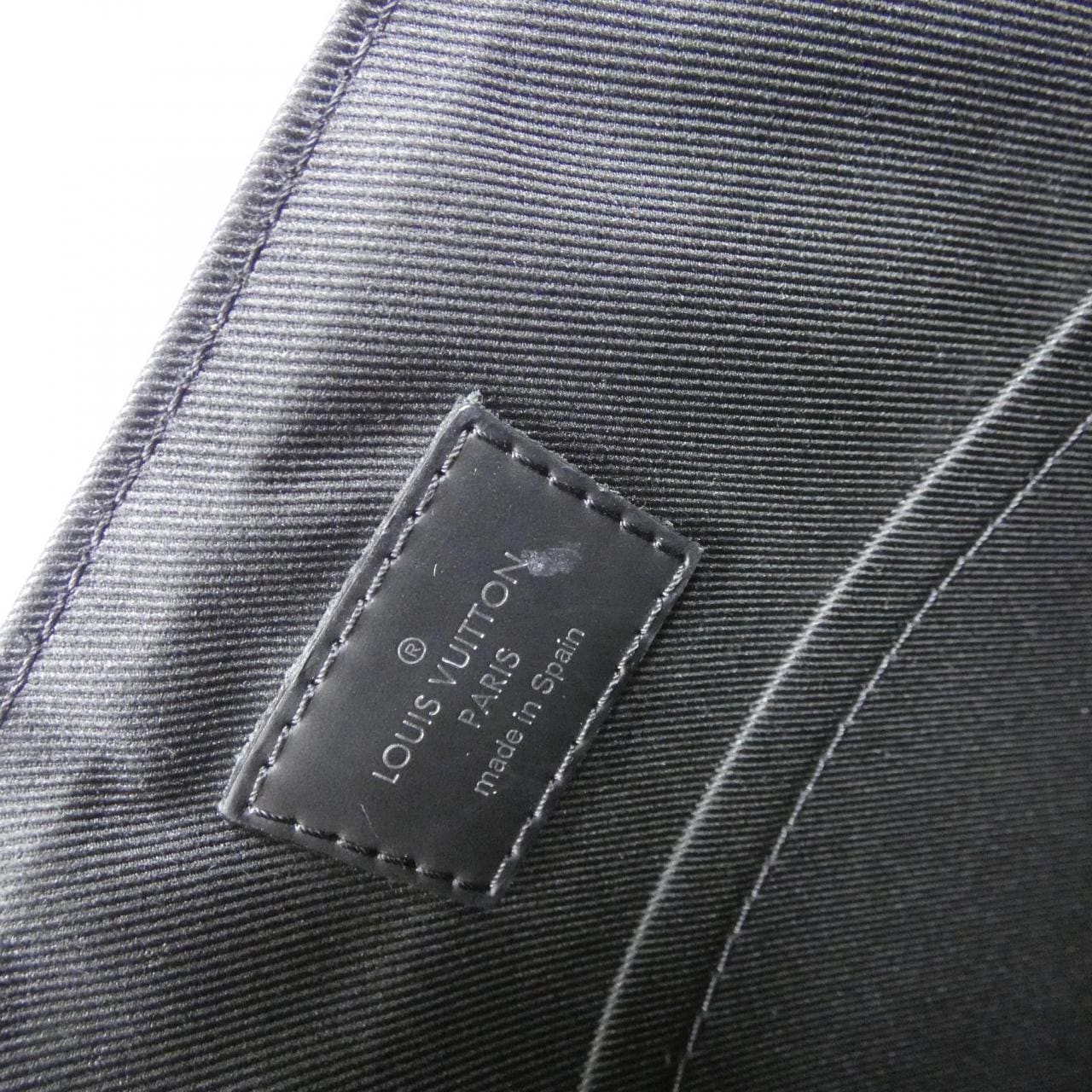 ルイヴィトン モノグラム エクリプス ディストリクト PM M44000 ショルダーバッグ