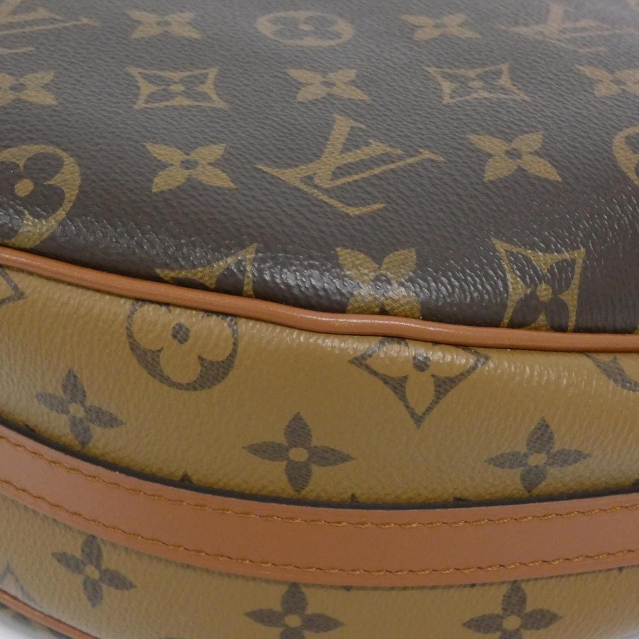 ルイヴィトン モノグラム リバース ループ ホーボー M46311 ショルダーバッグ