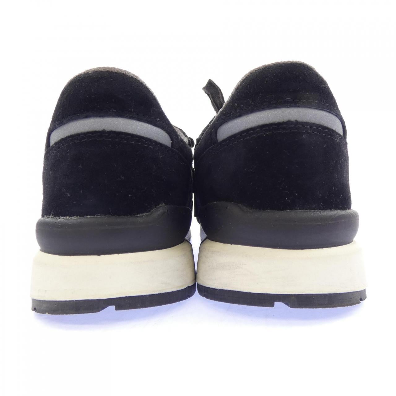オニツカ タイガー ONITSUKA TIGER スニーカー