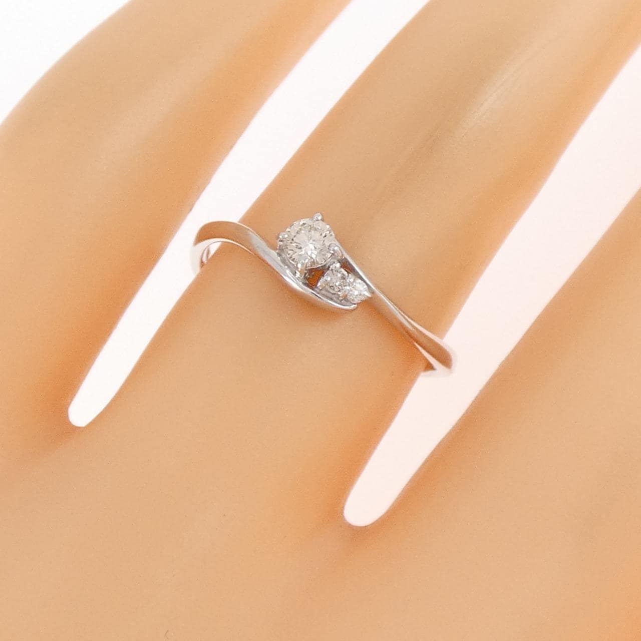 K18WG ダイヤモンド リング 0.12CT
