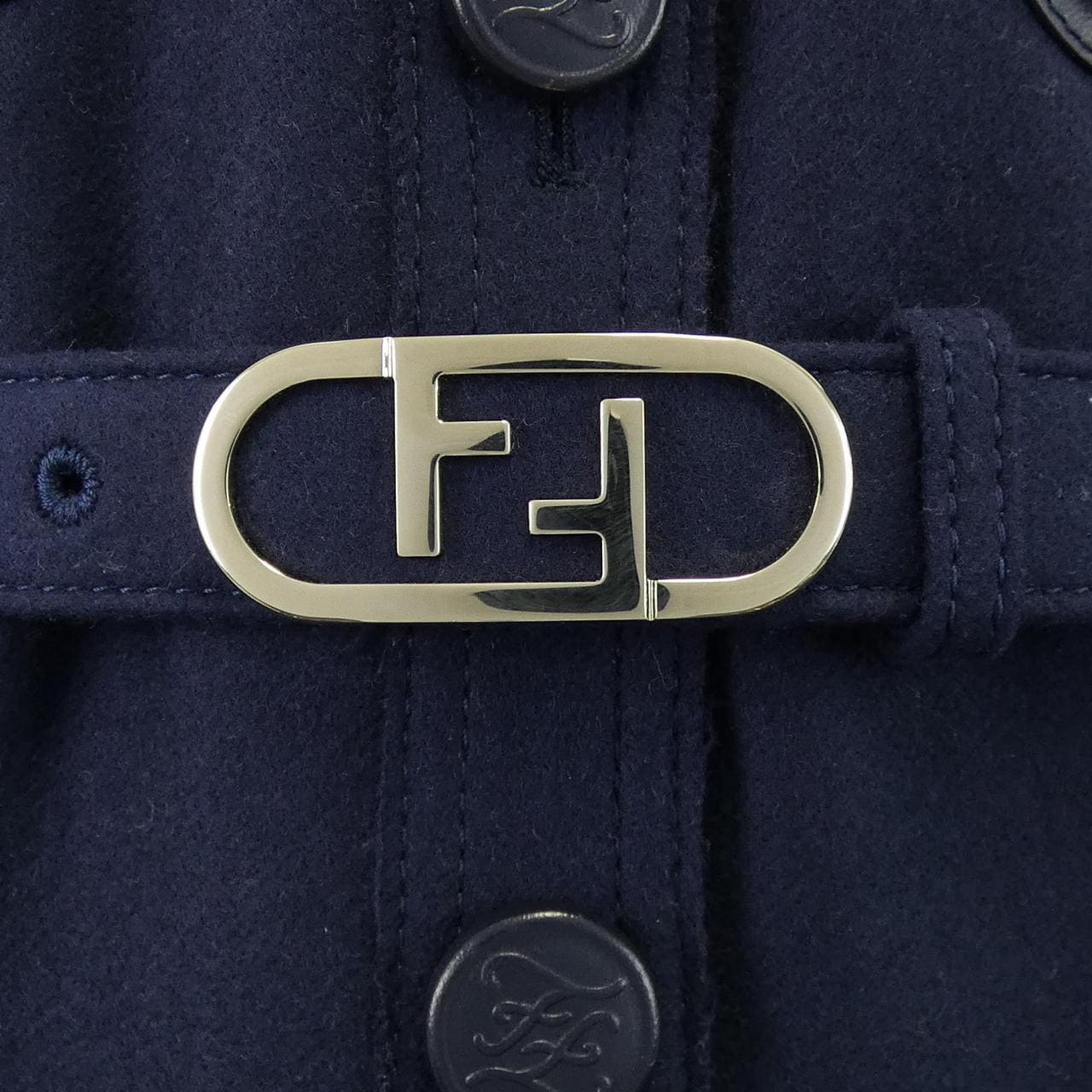 フェンディ FENDI FF8853 AJ0K コート