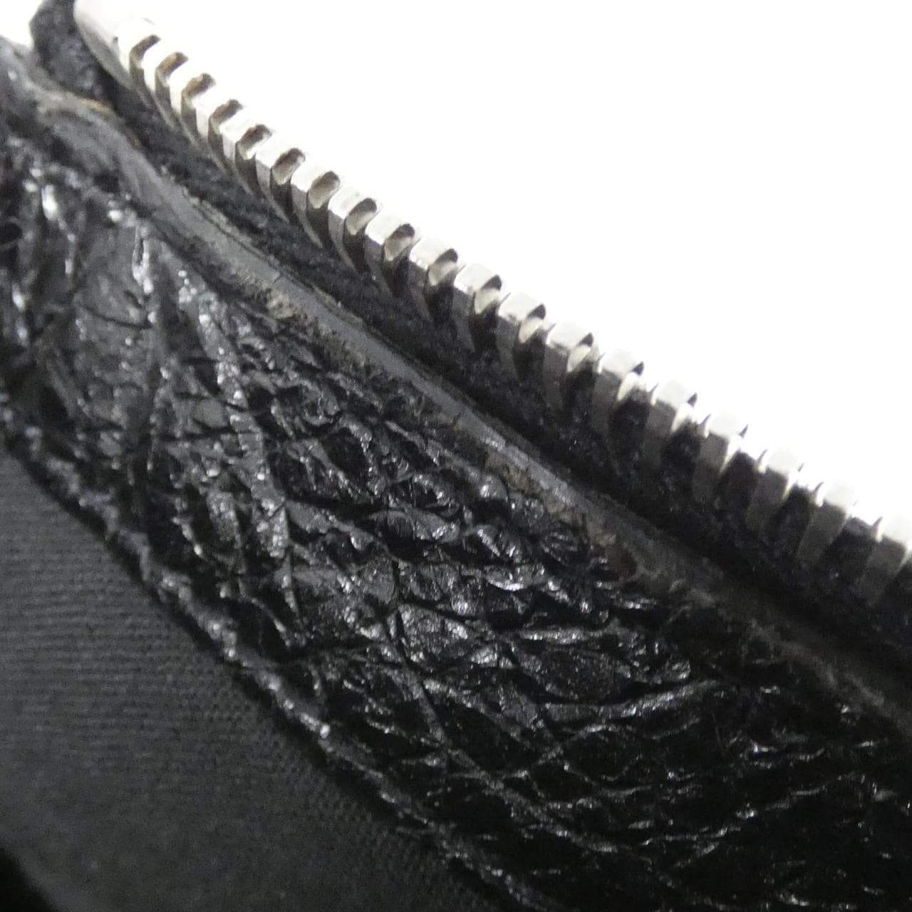 バレンシアガ THE CLIP M 273022 D9H04 バッグ