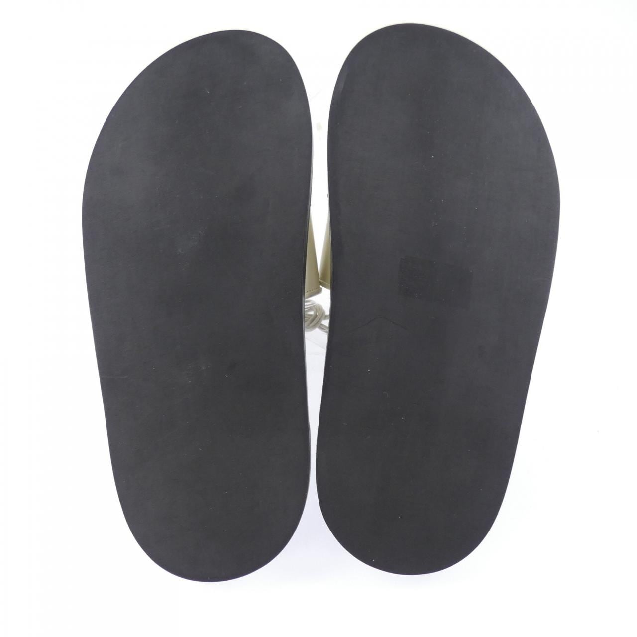 ISHMM ISH-1-16 サンダル