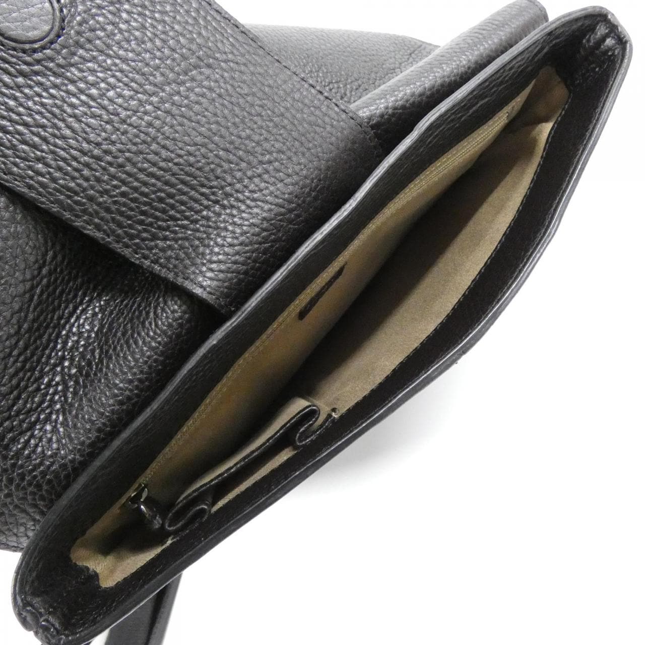 カルティエ SADDLE STITCHED LINE FLAT REPORTER L1001327 ショルダーバッグ