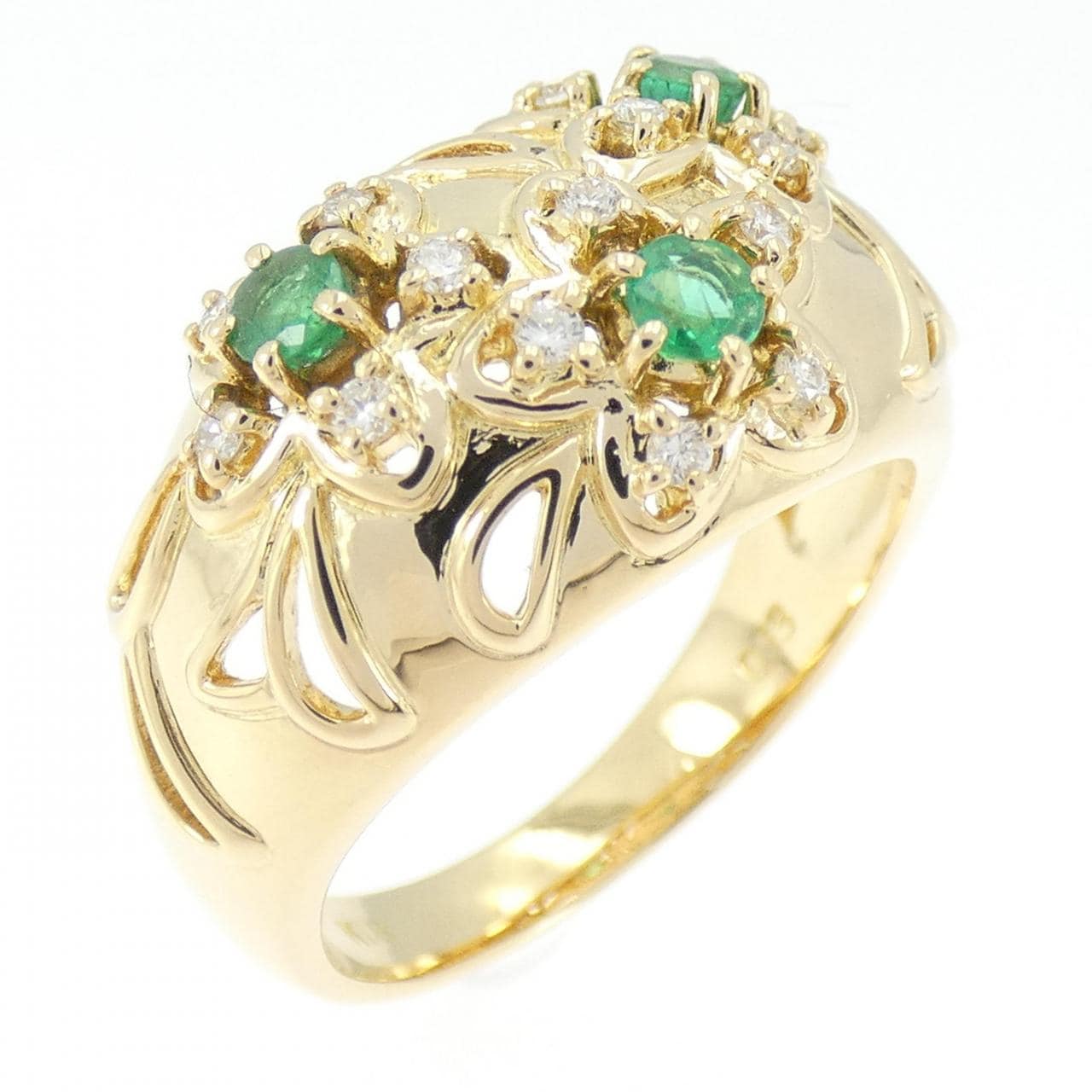 Tasaki flower emerald ring