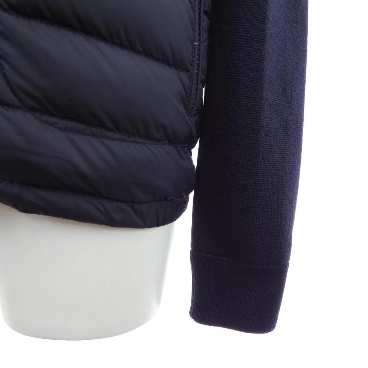 モンクレール MONCLER 20919B50700 ダウンジャケット