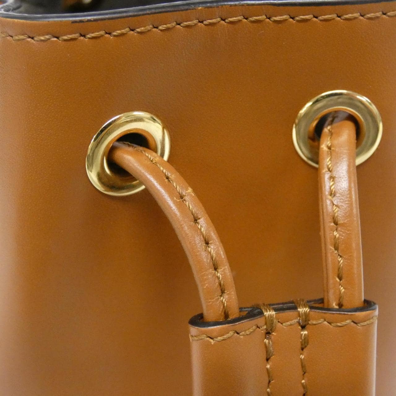 フェンディ ミニ モン トレゾール 8BS010 AC9L バッグ