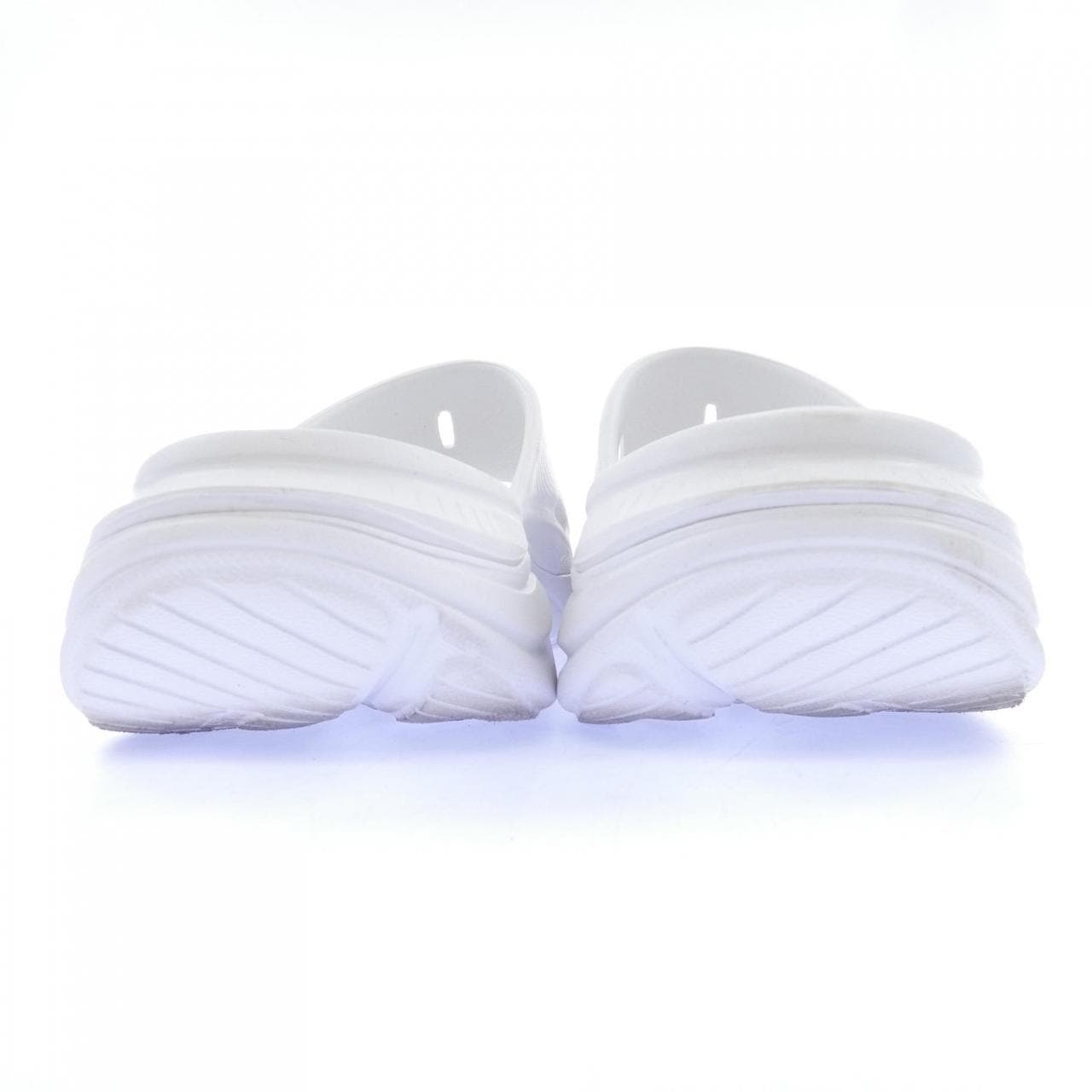 ホカオネオネ HOKA ONE ONE サンダル