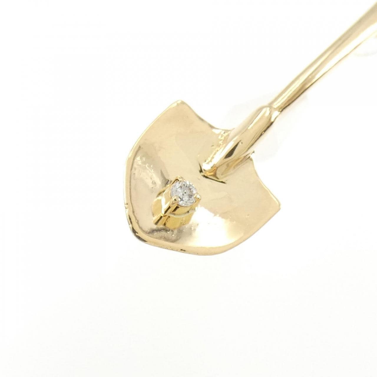 K18YG scoop Diamond brooch