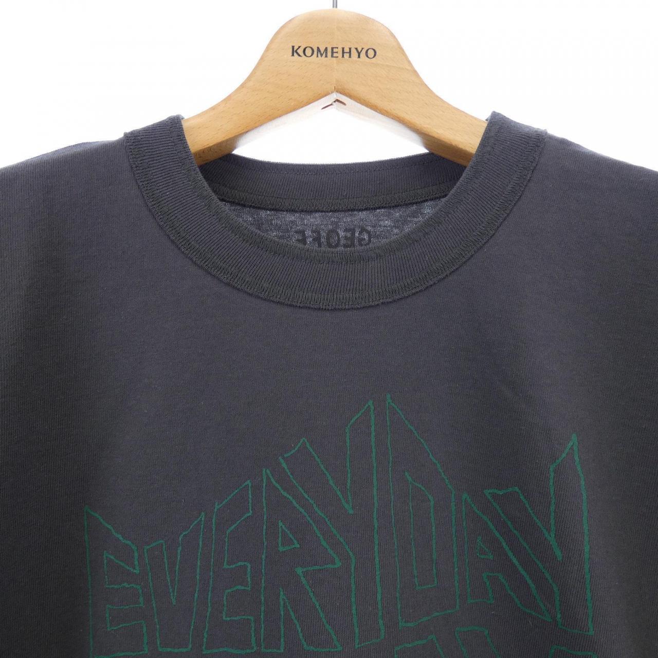 サカイ SACAI GEOFF MCFETRIDGE 26-01121S UNISEX Tシャツ