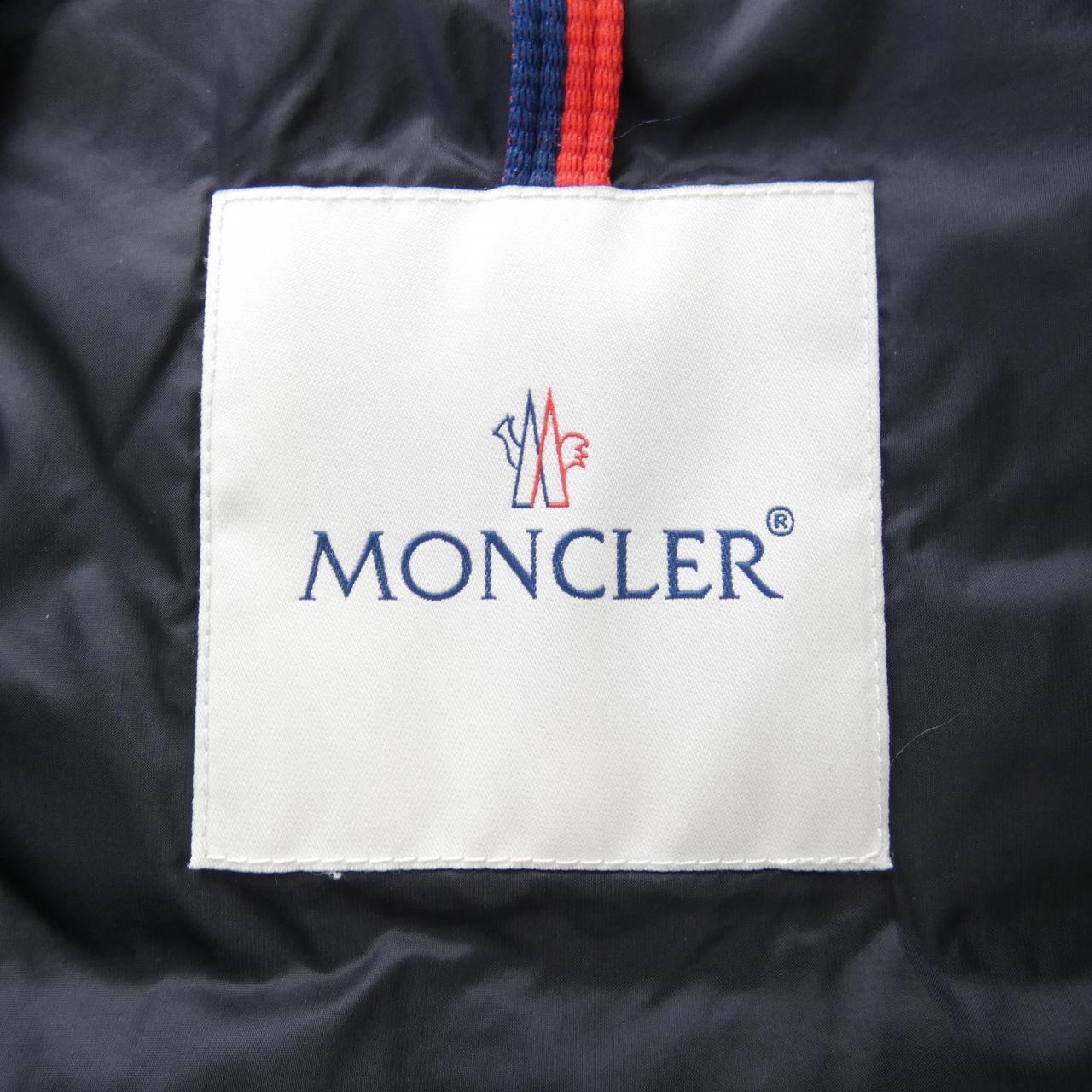 モンクレール MONCLER ダウンジャケット