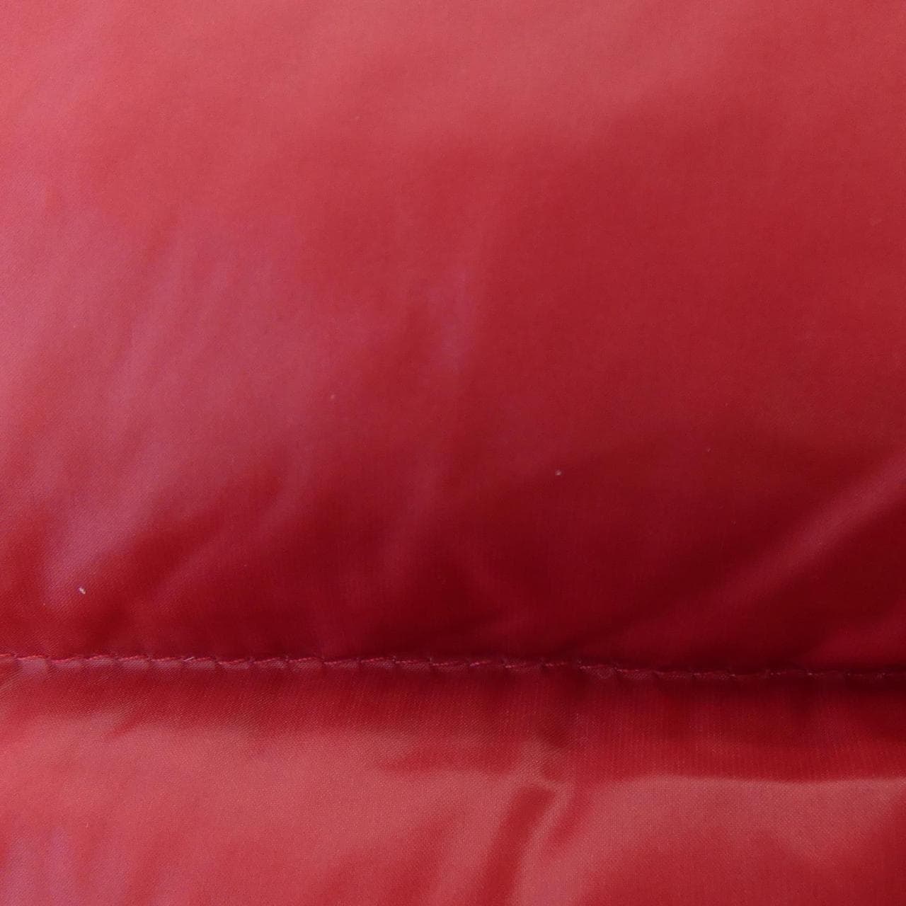 モンクレール MONCLER ダウンジャケット