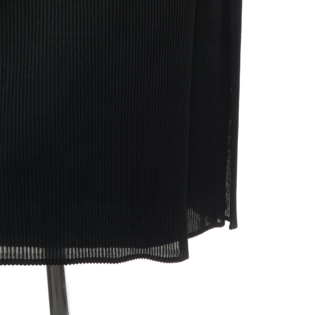 イッセイミヤケ ISSEY MIYAKE IM12FG062 スカート