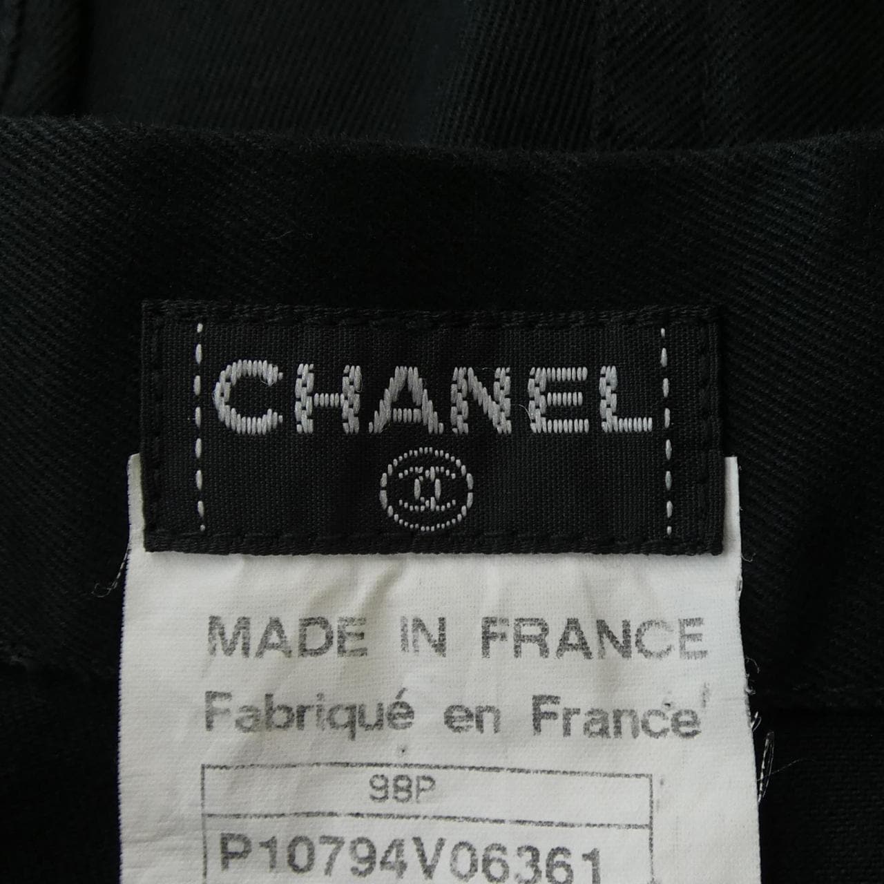 [vintage] CHANEL P10794V06361 98P 短裤