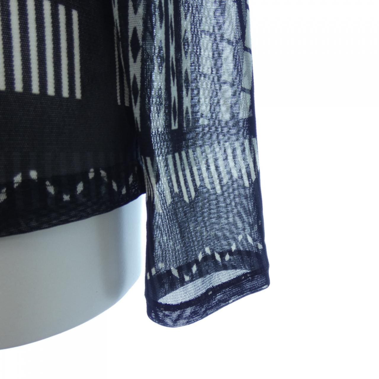 イッセイミヤケ ISSEY MIYAKE IM72JK511 シャツ