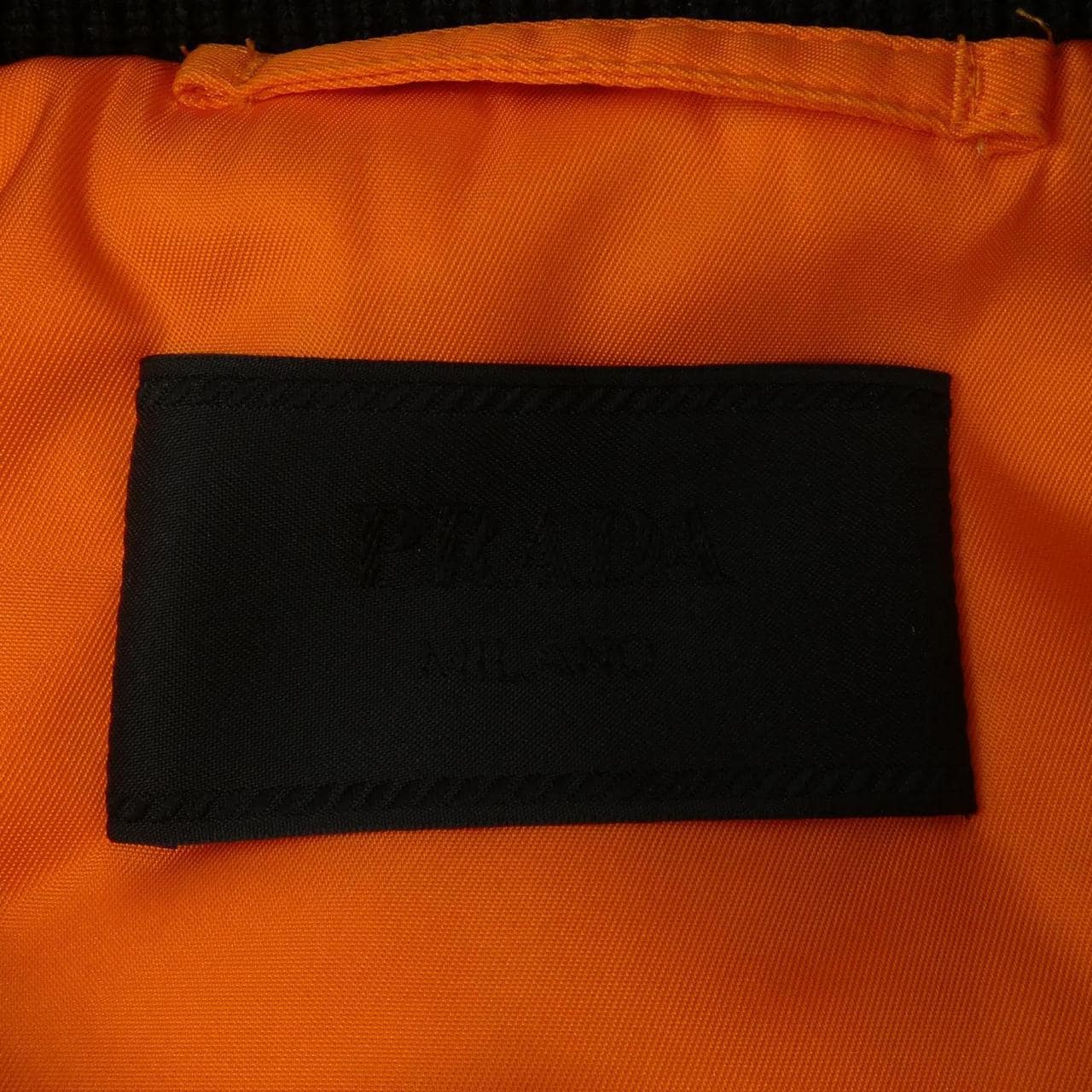 プラダ PRADA トライアングルロゴ SGB903 S222 1WQ8 ブルゾン