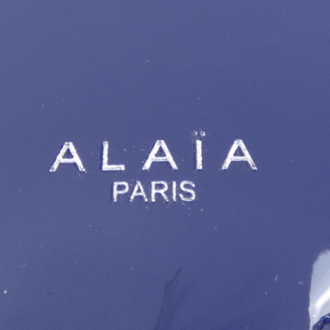 アライア ALAIA LE COEUR BAG