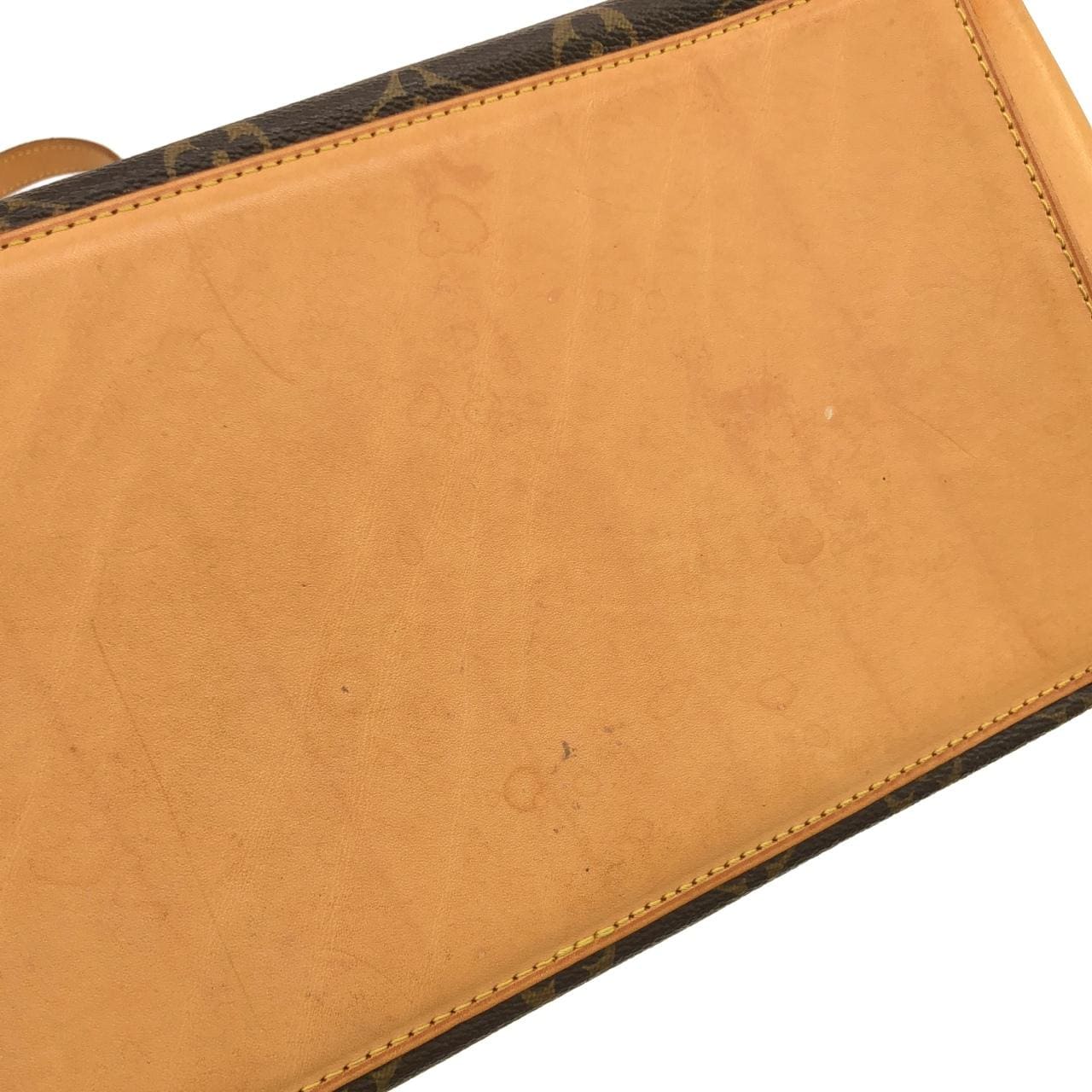 ルイヴィトン モノグラム カバ メゾ M51151 バッグ