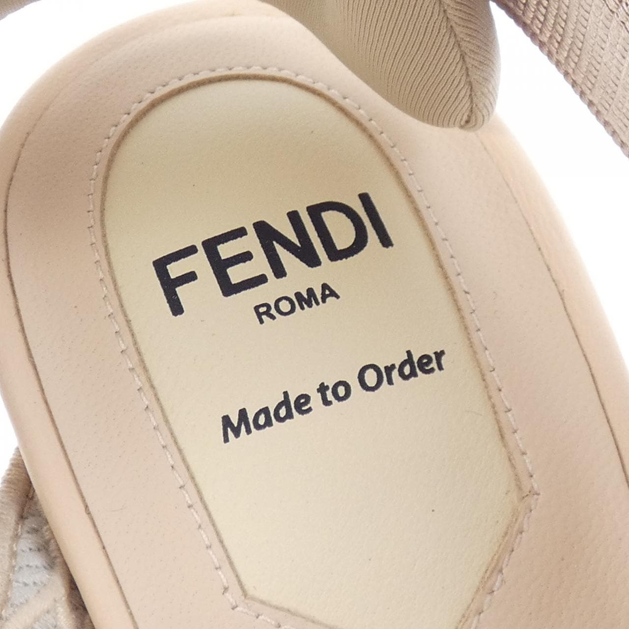 フェンディ FENDI パンプス