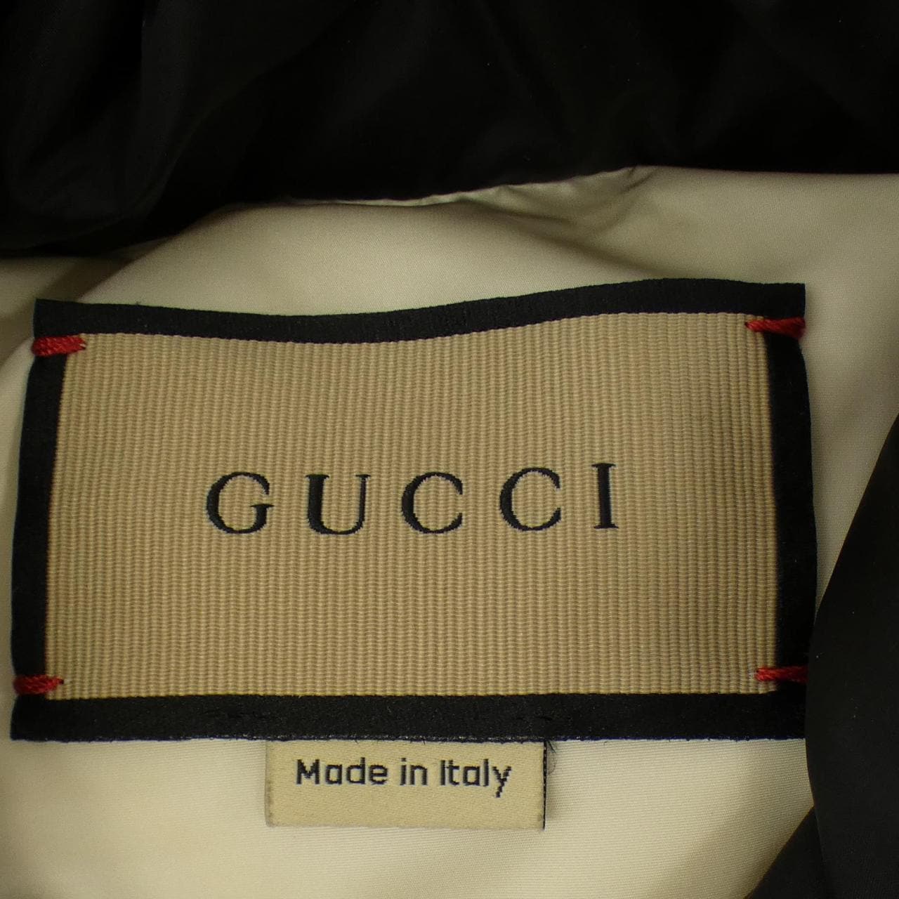 グッチ GUCCI 717547 Z9AAT ダウンベスト