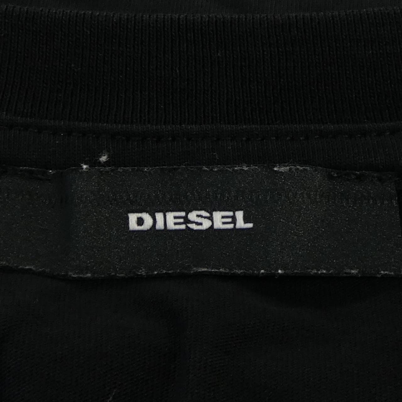 ディーゼル DIESEL Tシャツ