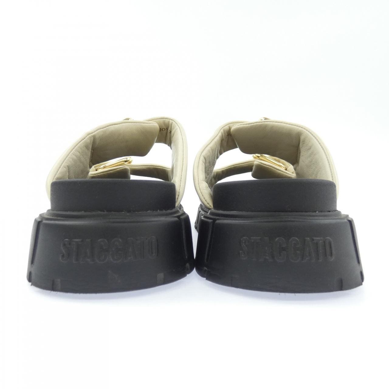 スタッカート STACCATO サンダル