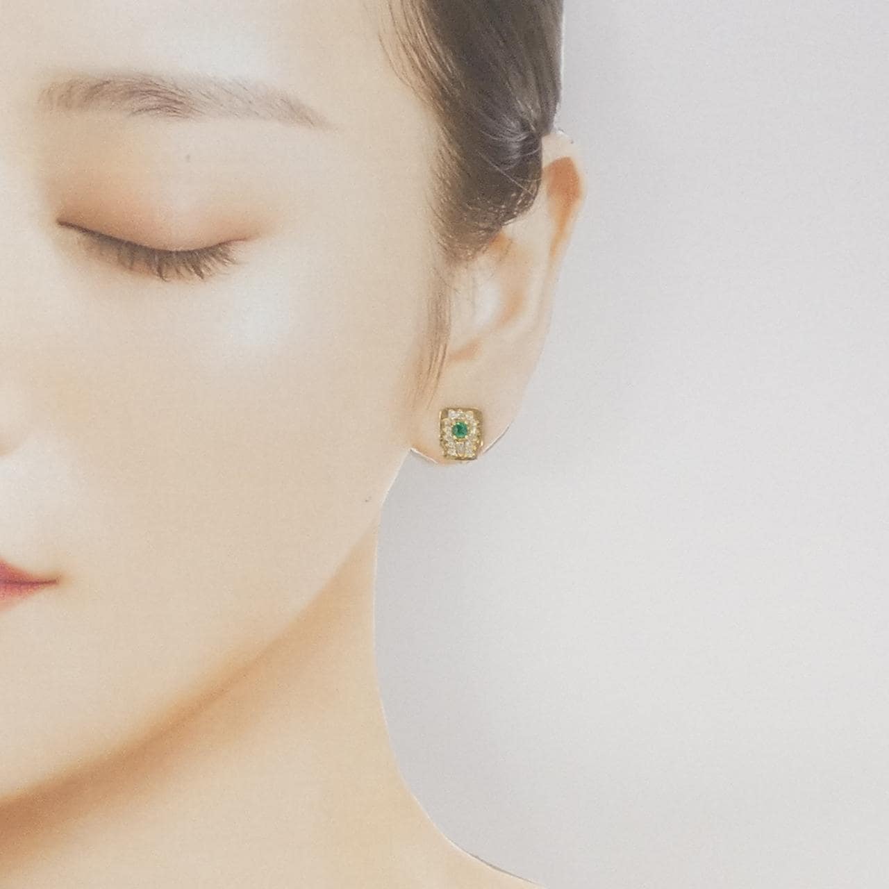 K18YG エメラルド ピアス 0.28CT