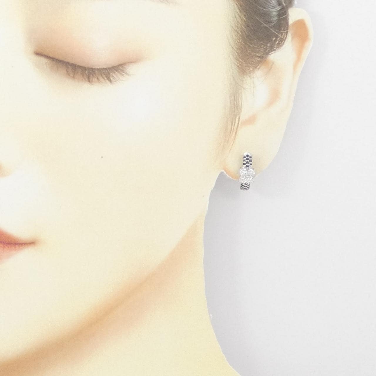 K18WG フラワー ダイヤモンド ピアス/イヤリング 1.08CT
