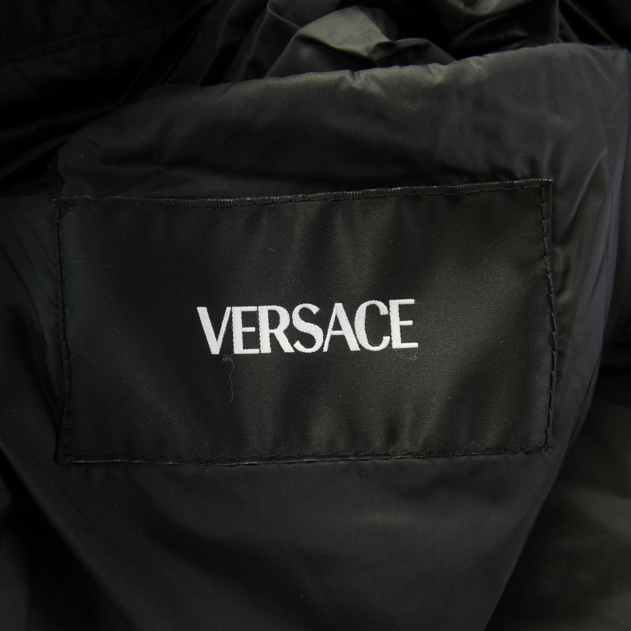 ヴェルサーチェ VERSACE ダウンジャケット