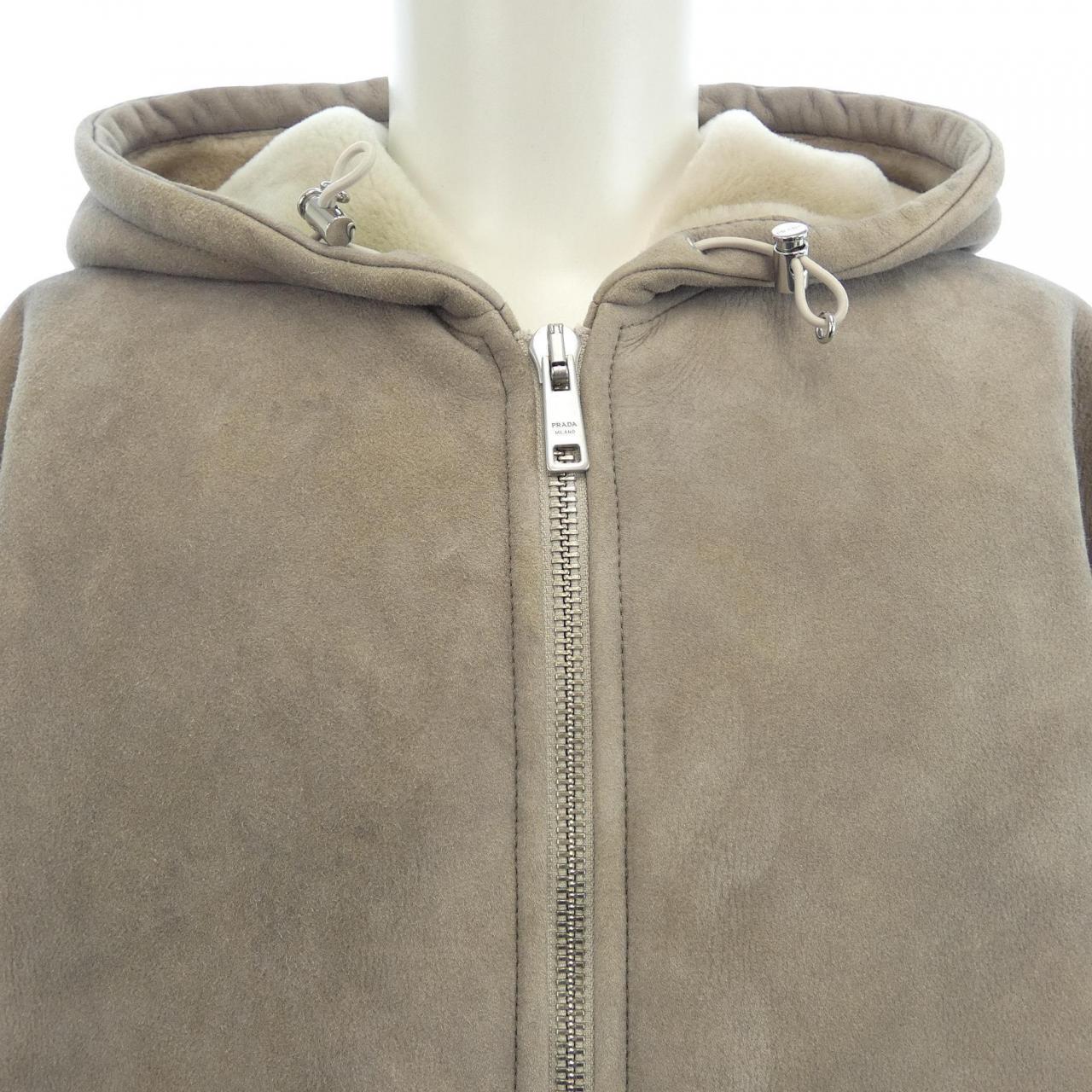 プラダ PRADA UPW513 S000 15MB ムートンジャケット