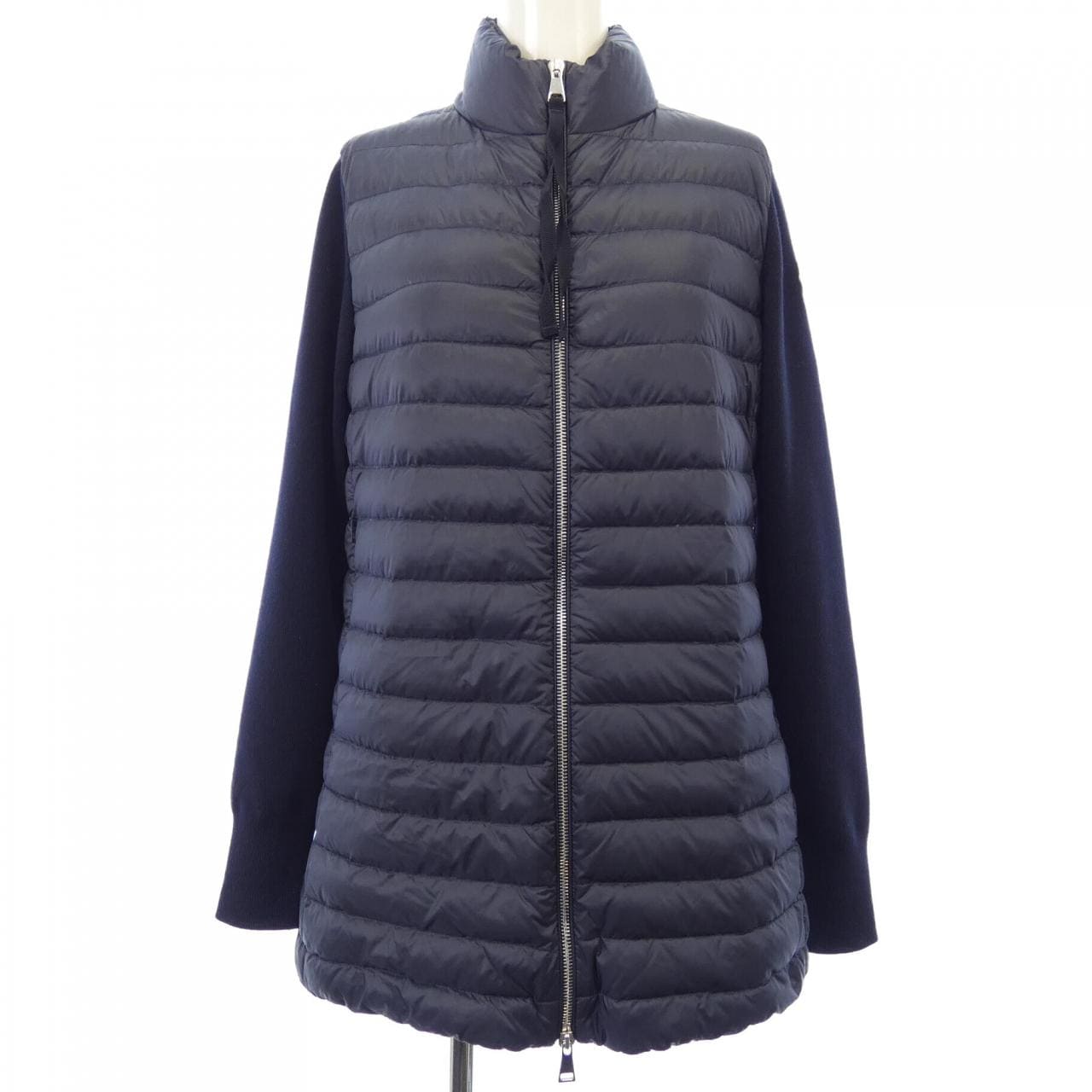 モンクレール MONCLER ダウンジャケット
