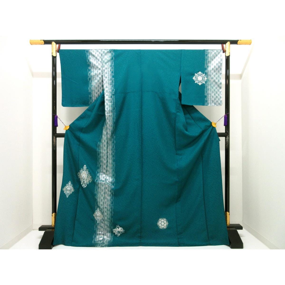 【未使用品】単衣　訪問着　銀彩加工　刺繍入り