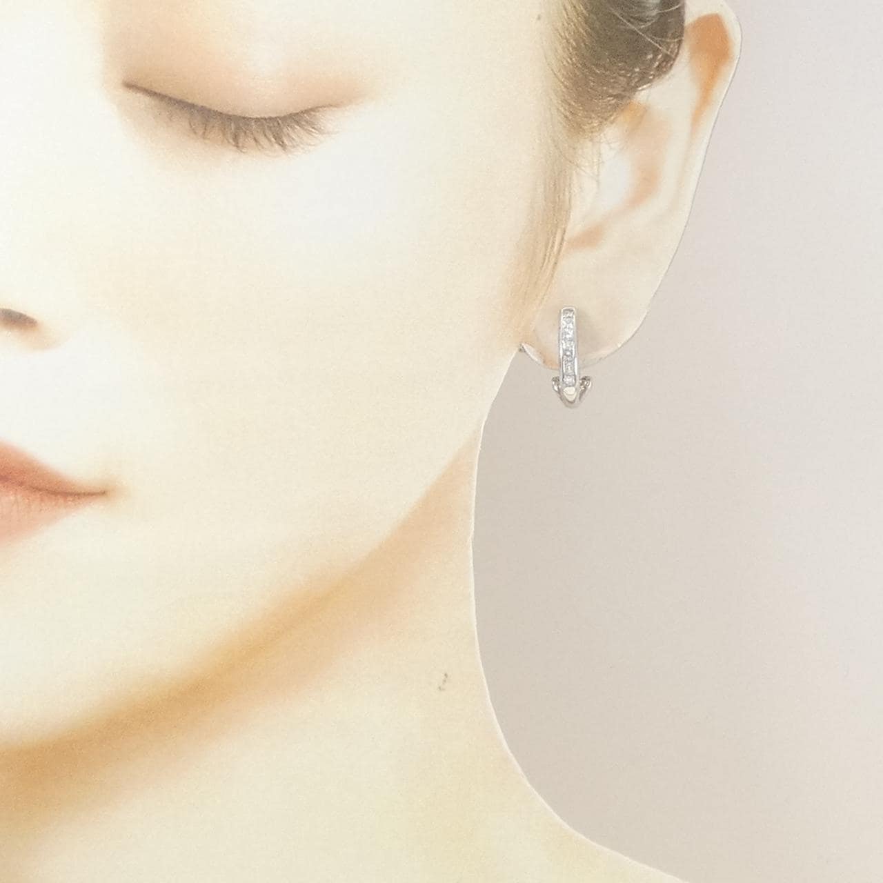 K18WG ダイヤモンド ピアス/イヤリング 0.70CT