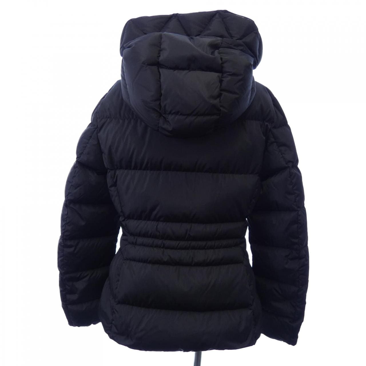 モンクレール MONCLER ダウンジャケット