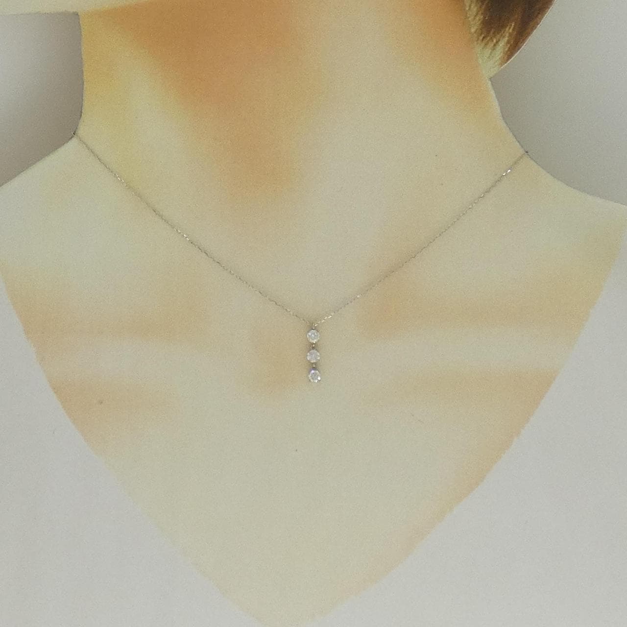 【新品】PT900/PT850 スリーストーン ダイヤモンド ネックレス 0.30CT