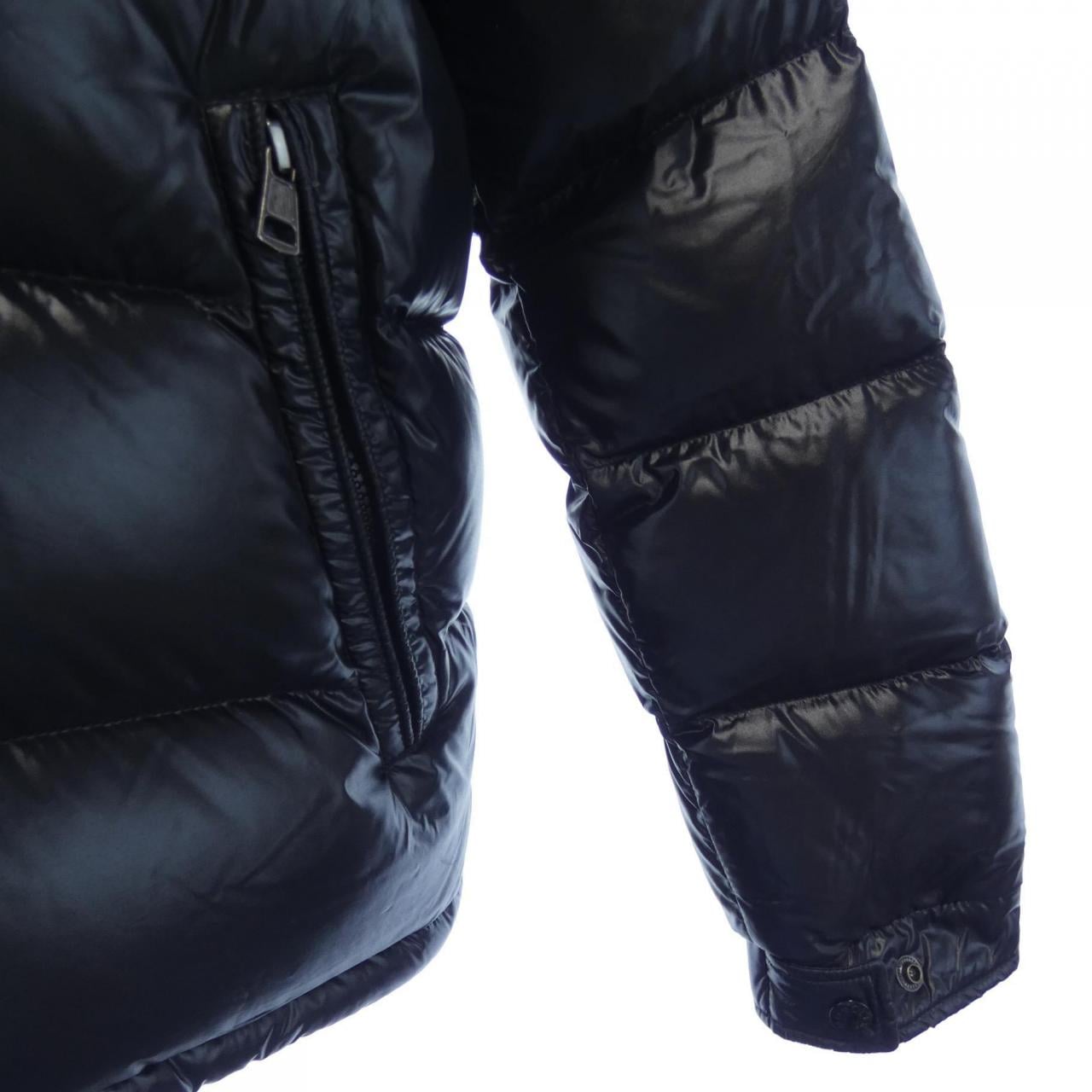 モンクレール MONCLER ダウンジャケット